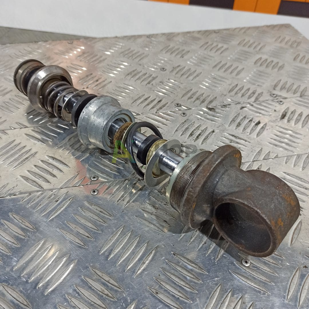 71-2905605 Шток амортизатора с проушиной в сборе