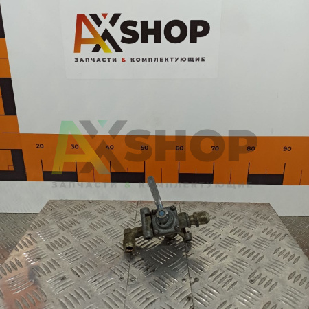 130-3520010 Кран разобщительный пневмотормозов в сборе