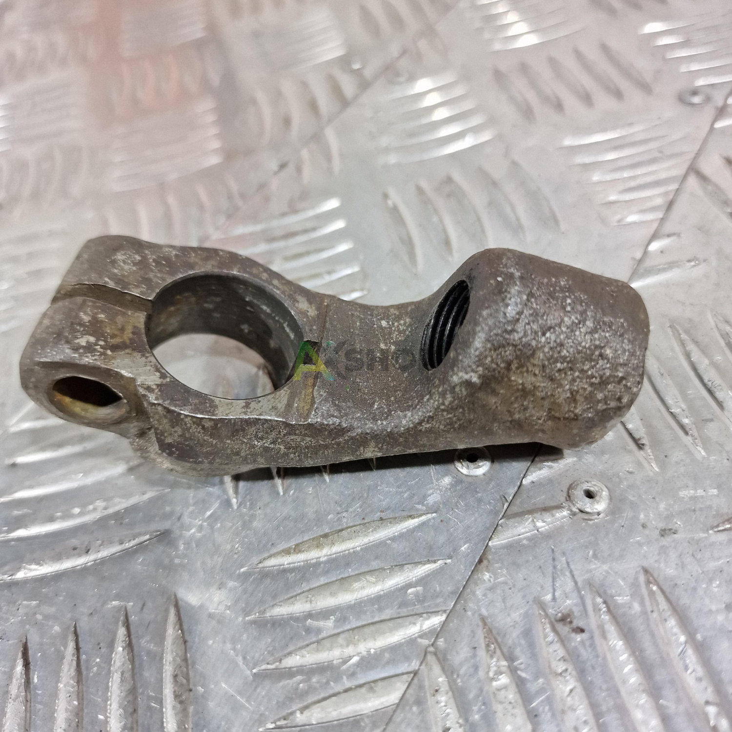 8.21.134-1 Рычаг