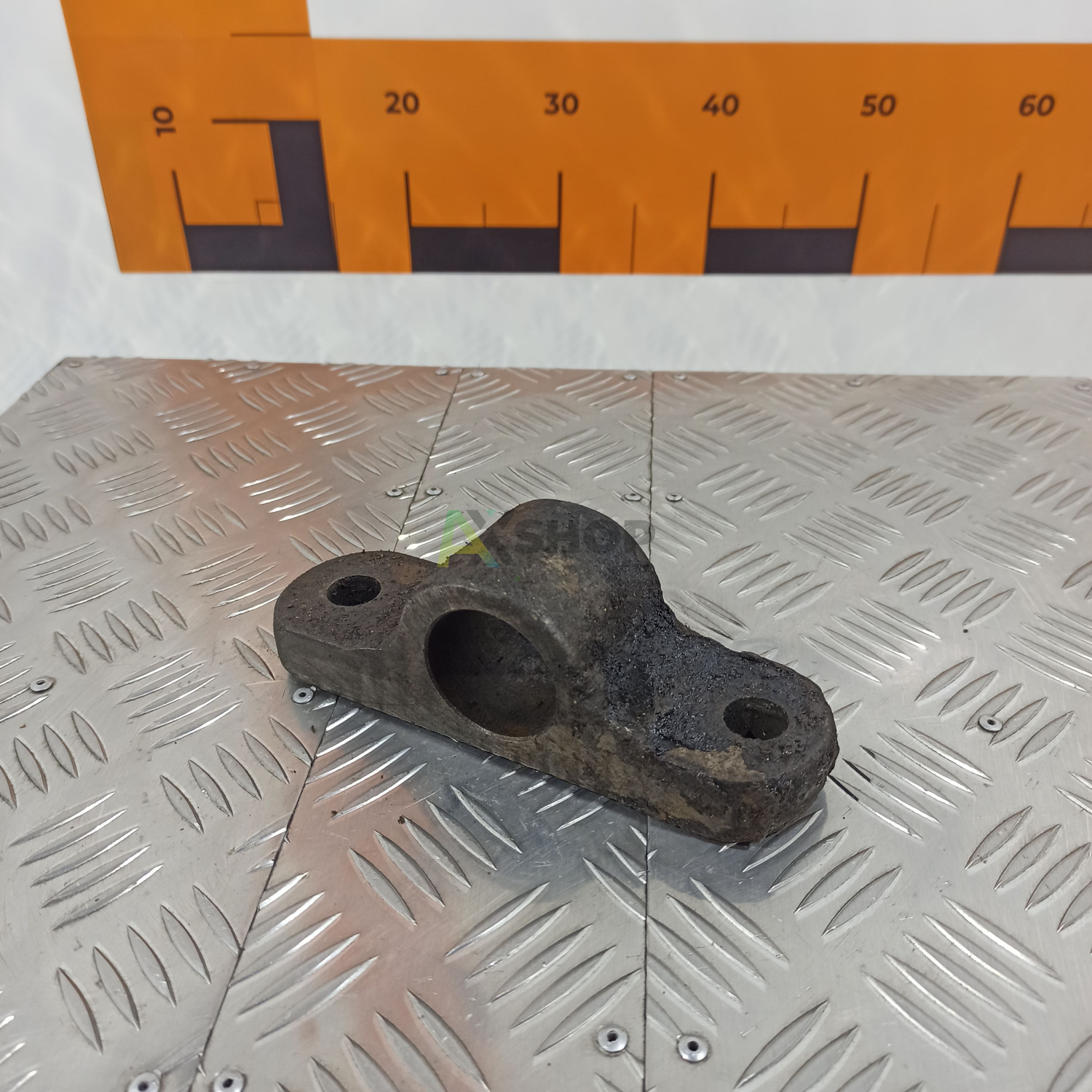 8.10.701 Бугель