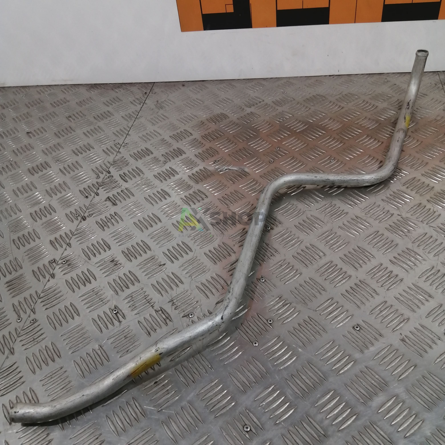 6.03.193-2 Труба сапуна левая