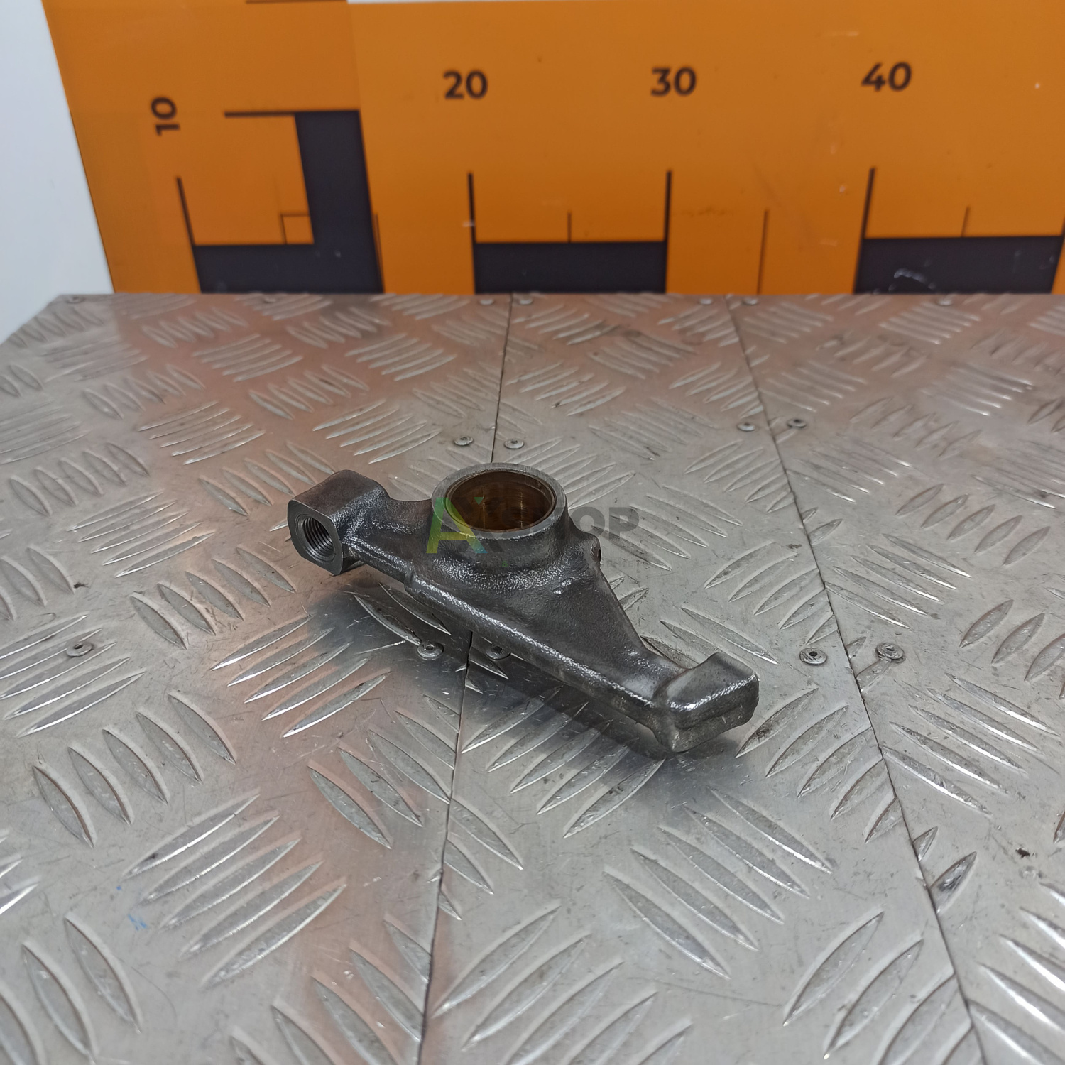 236-1007144-В Коромысло клапана со втулкой