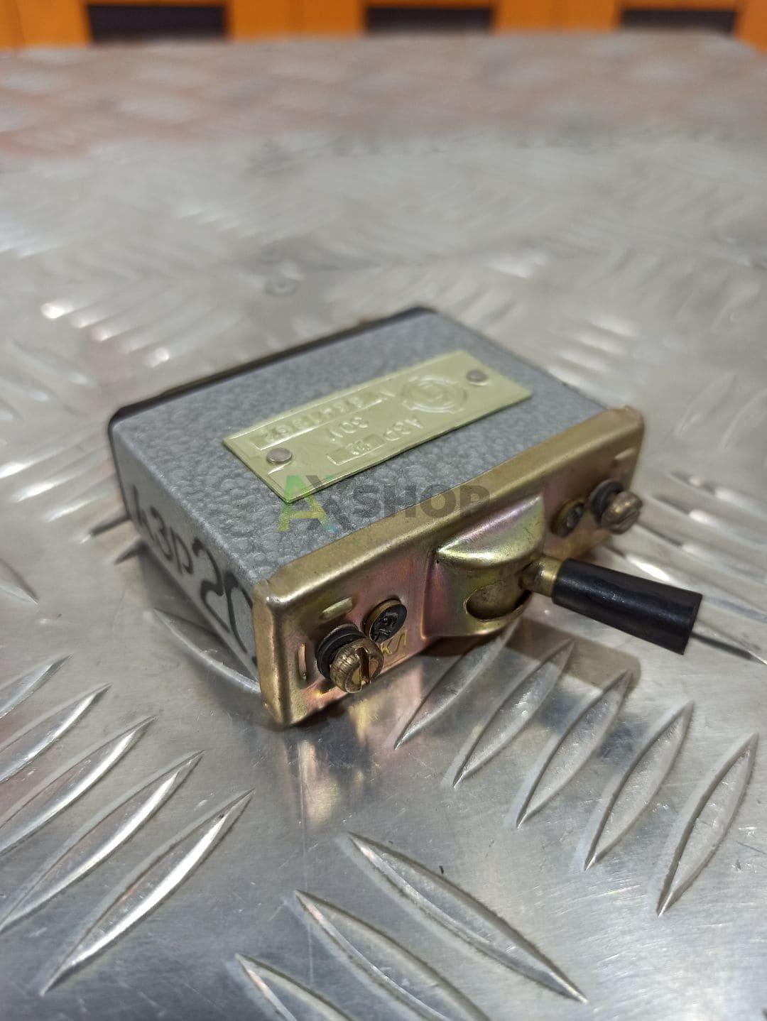 АЗР-20 Автомат защиты реле (30 V)