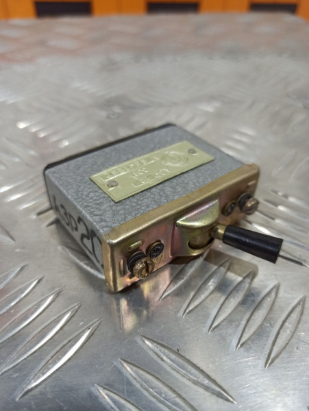 АЗР-20 Автомат защиты реле (30 V)