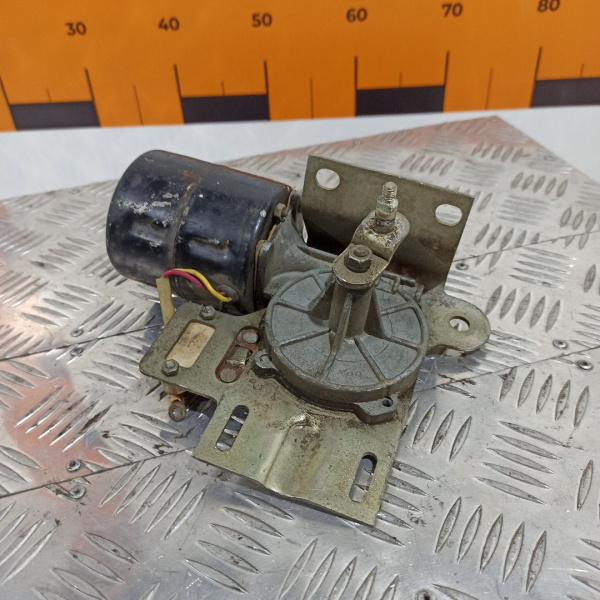 Редуктор стеклоочистителя с электродвигателем СЛ115Е