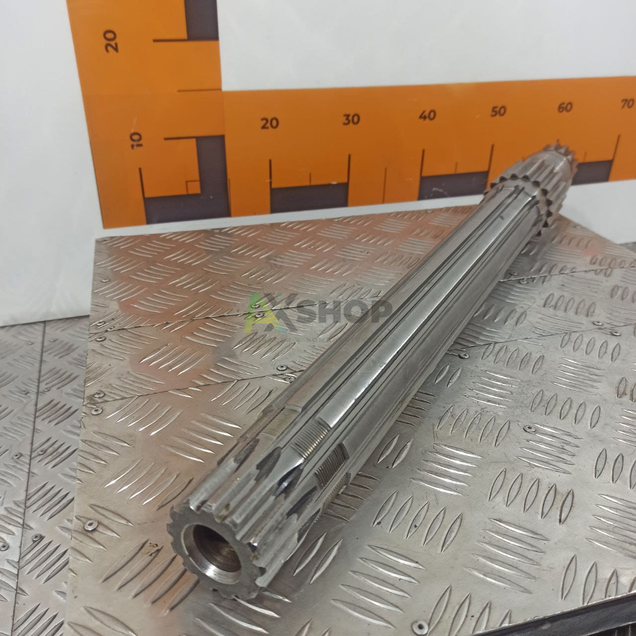 8.10.220 Вал передаточный