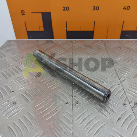 236-1007242 Ось ЯМЗ толкателей клапанов средняя