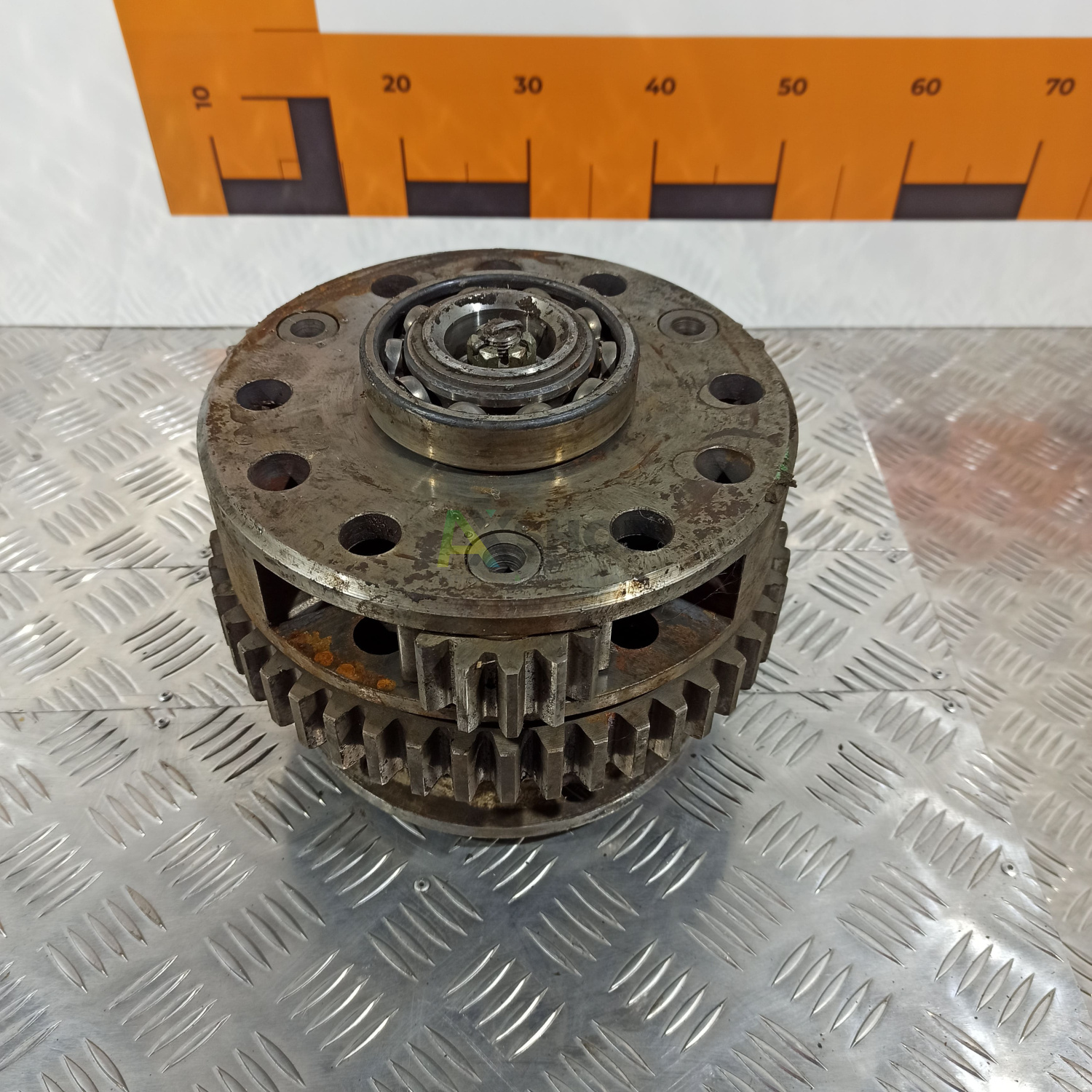 21.10.013 Механизм поворота левый в сборе