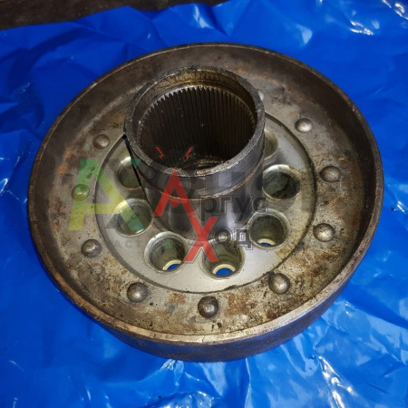 8.10.057 Барабан фрикциона ведомый