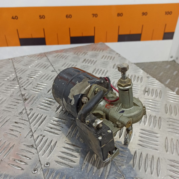 СЛ225В Редуктор стеклоочистителя с электродвигателем