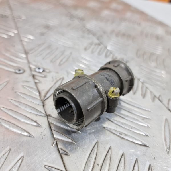 ШР20П3ЭГ6 Вилка