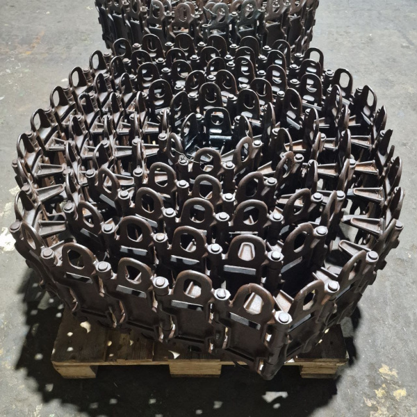 34039-3209002 Гусеница правая в сборе ОШ