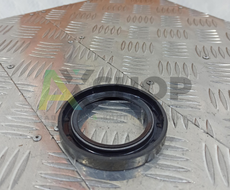 53-1005034 Сальник передний коленчатого вала с пружиной 55х80х10 
