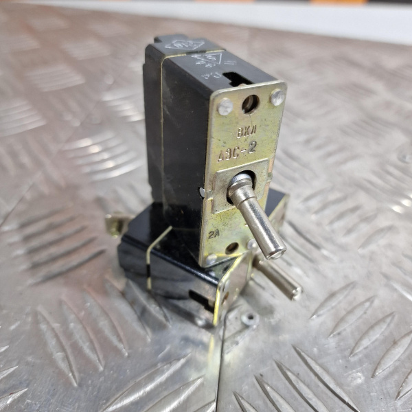 АЗС-2  Автомат защиты сети