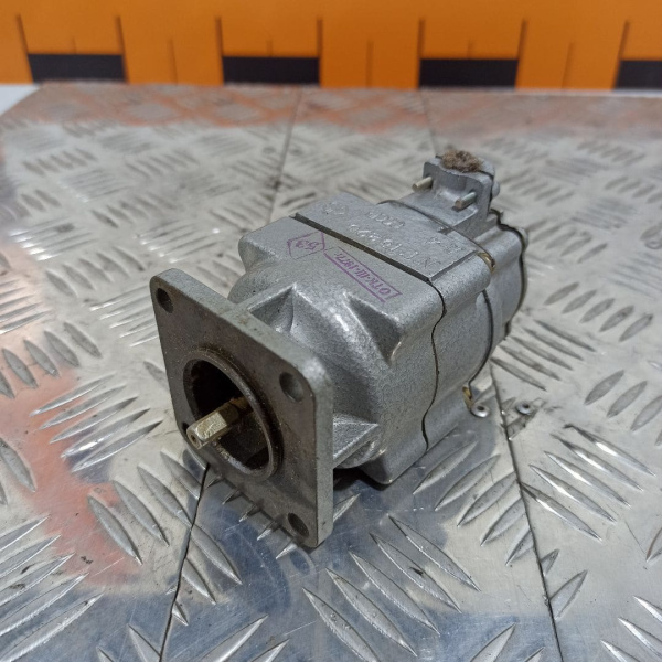 Д-4 Датчик тахометра