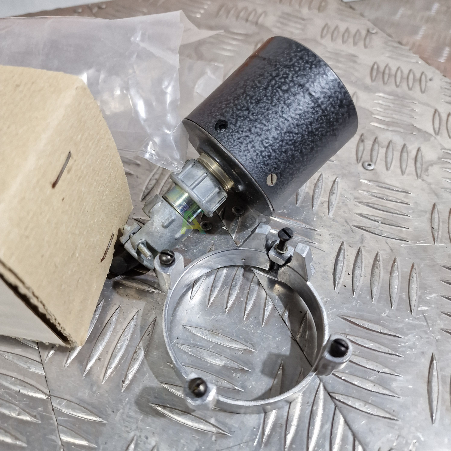 ТУЭ-48 Термометр универсальный электрический с приёмником П-1