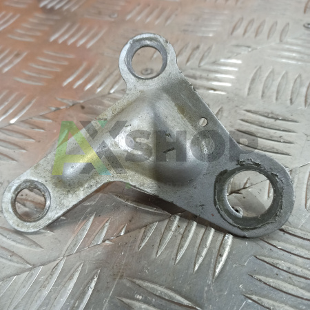 8.10.750 Кронштейн датчика манометра