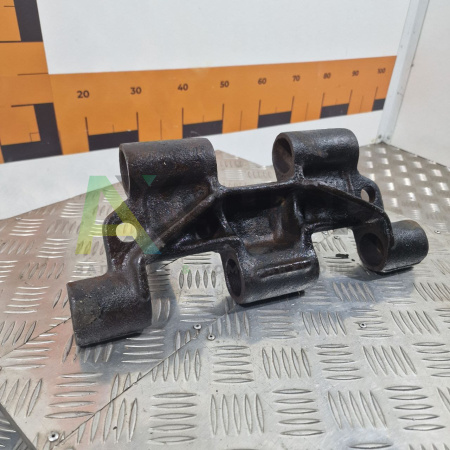 8.34.011 Звено гусеницы