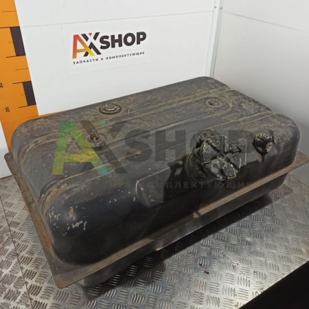 131-1101008 Бак топливный