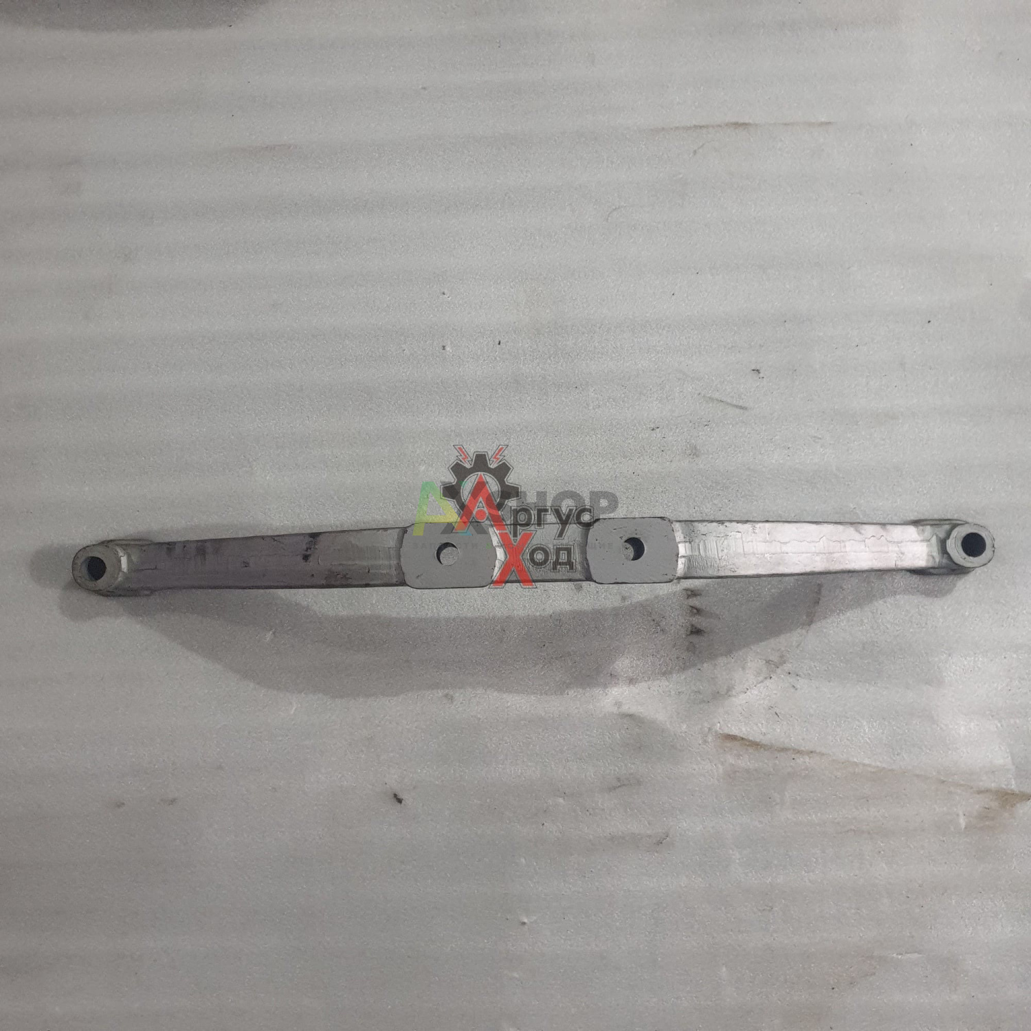 8.01.104 Балка двигателя