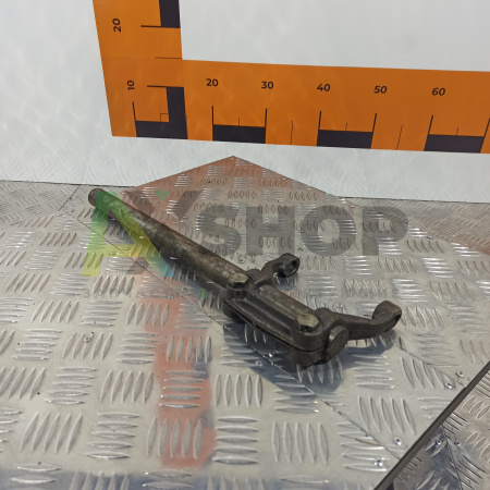 21.10.201 Вилка переключения 1 передачи и заднего хода