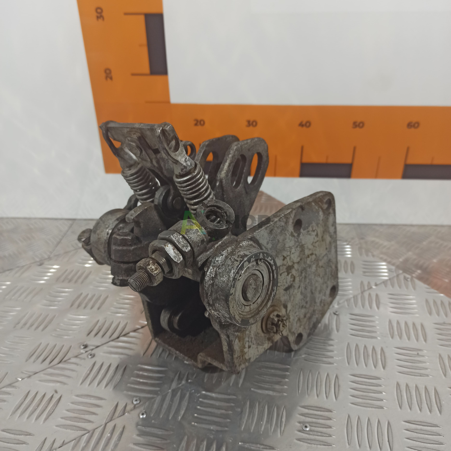 6.22.035А Мостик левый в сборе