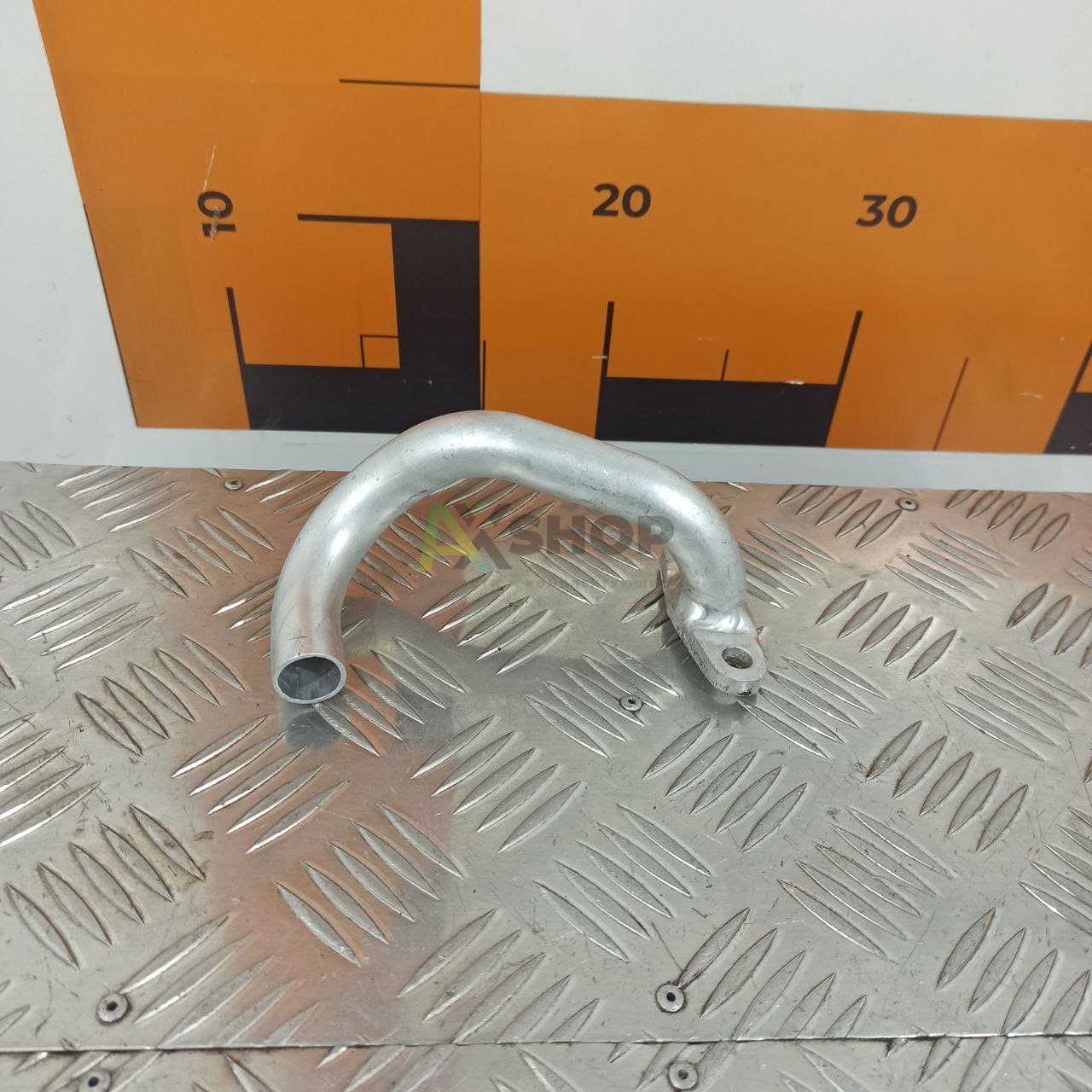 8.10.017 Трубка заборника левого с фланцем