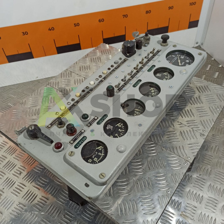 6.50.011-5 \ 6.50.012-4 Щиток приборов