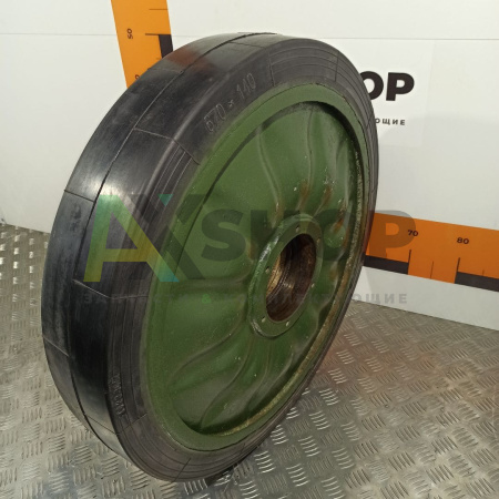 8.32.019 Каток опорный в сборе