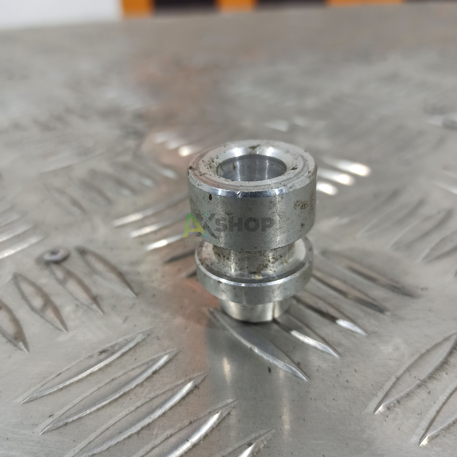 49Б-1602514 Поршень цилиндра привода выключения сцепления