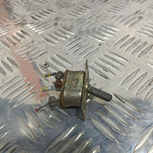 Выключатель тумблер 3-х позиционный 5102.3709