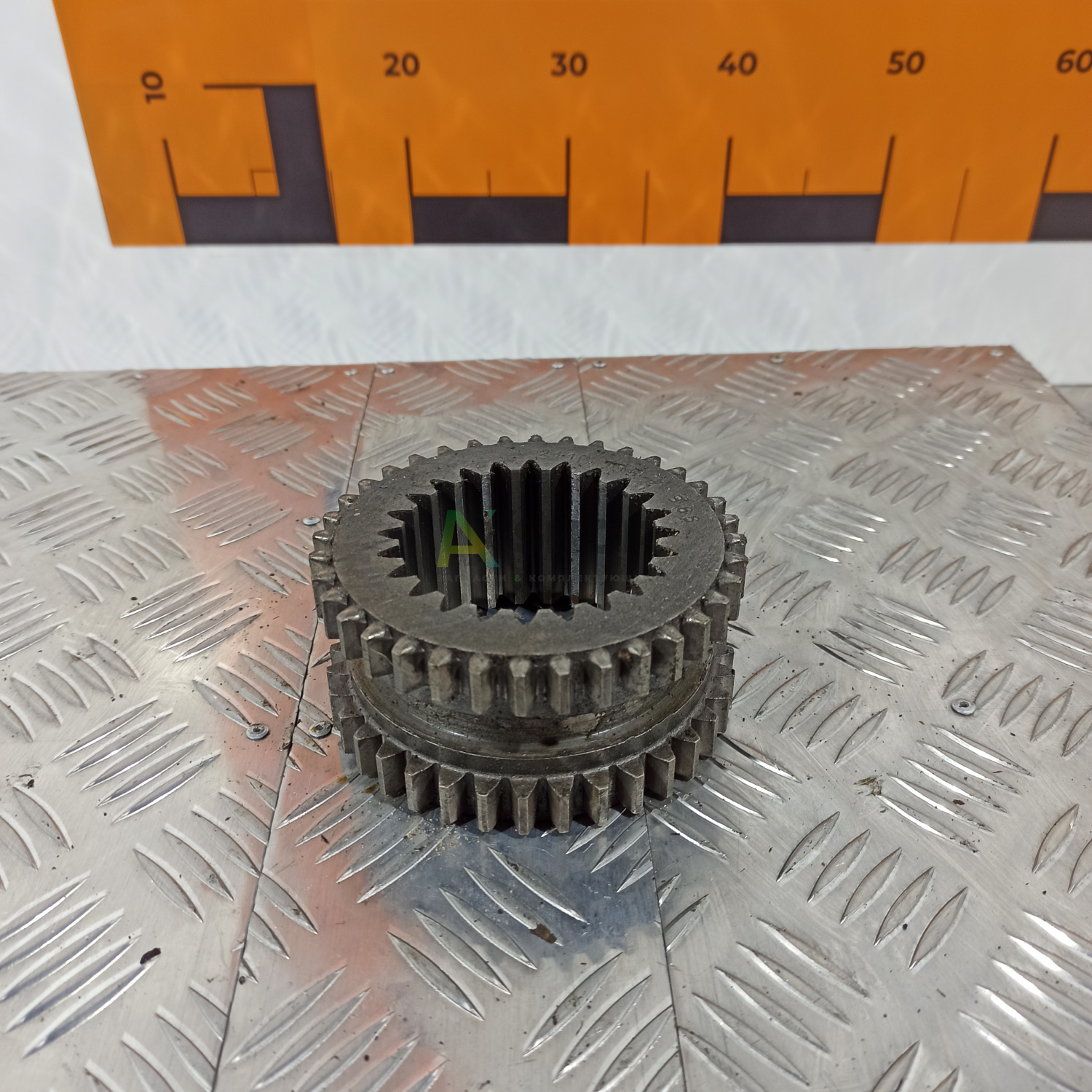 21.10.133 Муфта зубчатая 1 передачи и заднего хода