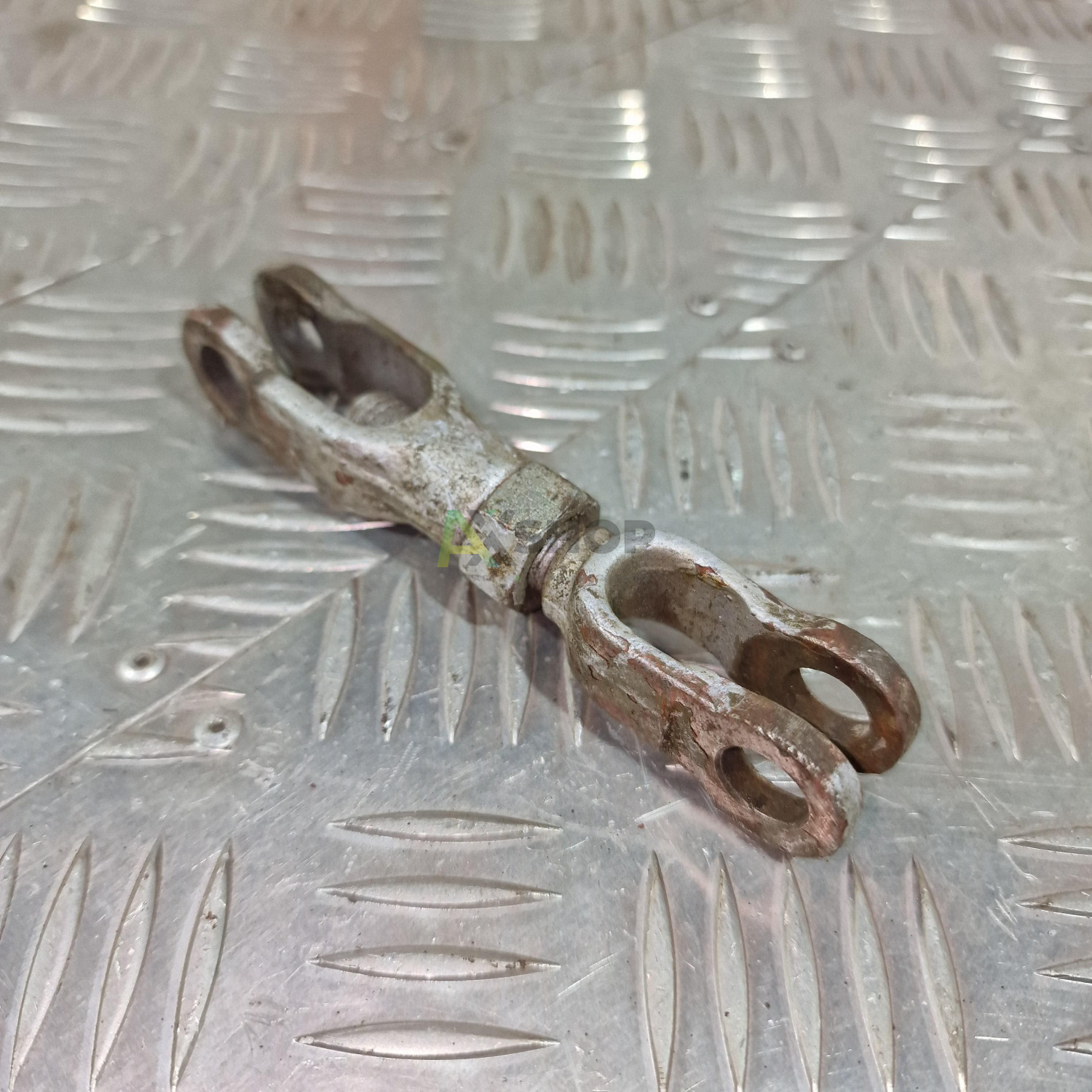 6.22.056 Тяга блокировки