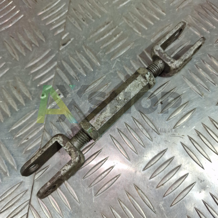 8.22.045 Тяга рычага фрикциона МП