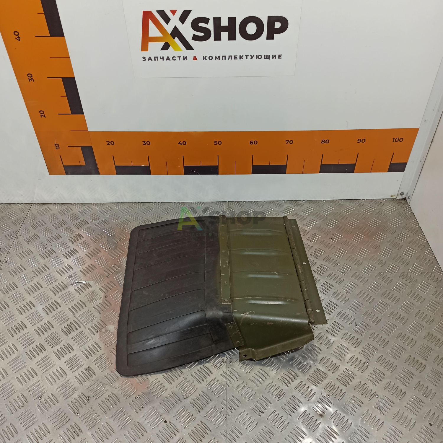 71-9216051 Брызговик крыла задний левый с фартуком в сборе