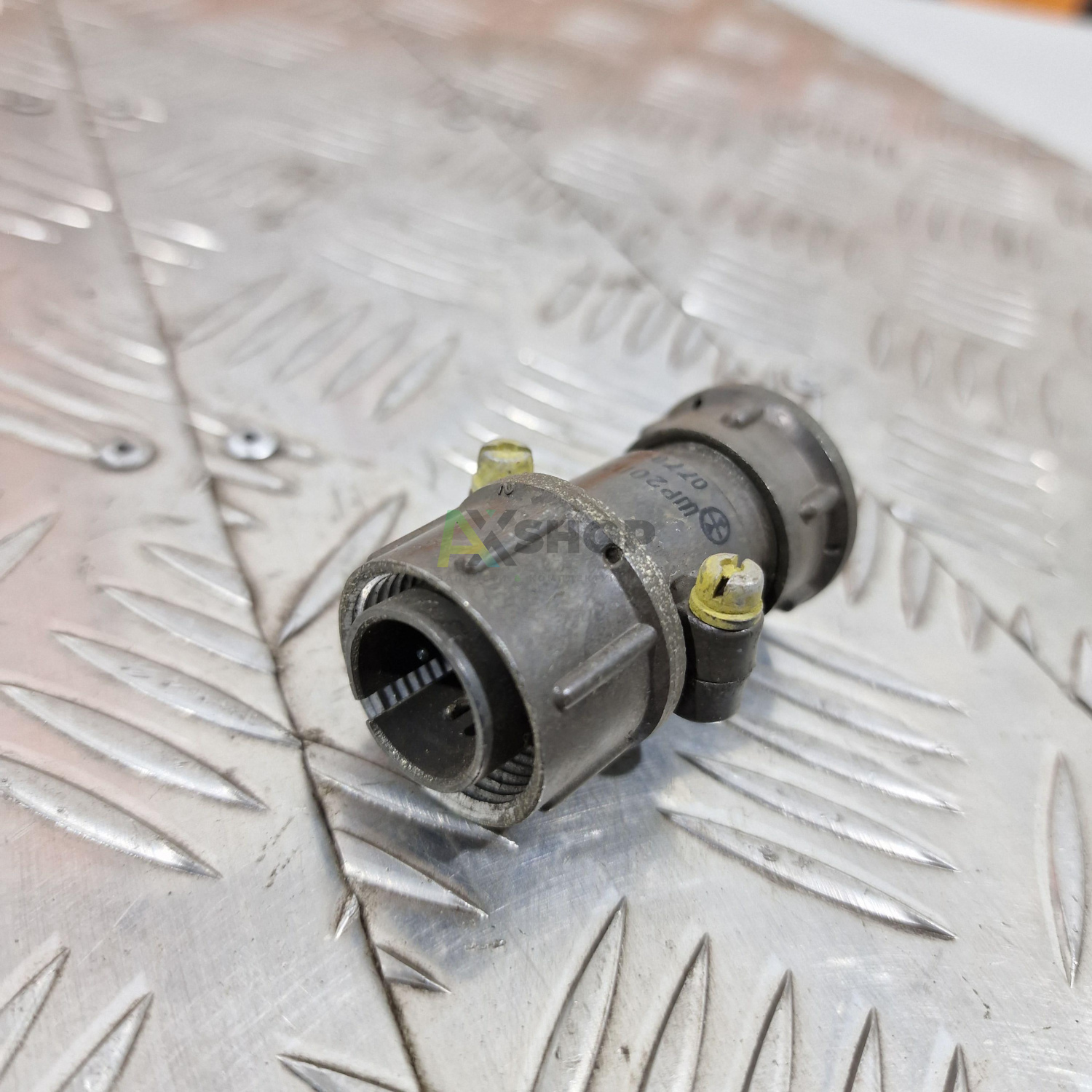 ШР20П3ЭГ6 Вилка