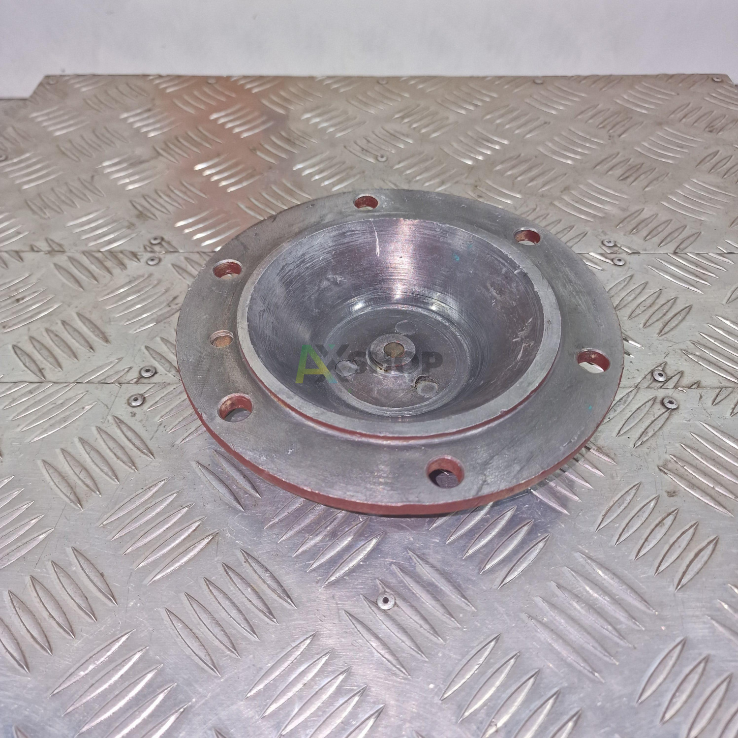 8.32.111 Крышка