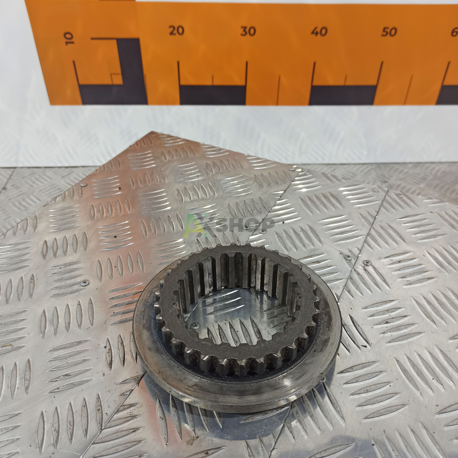 8.10.307 Муфта включения заднего входа