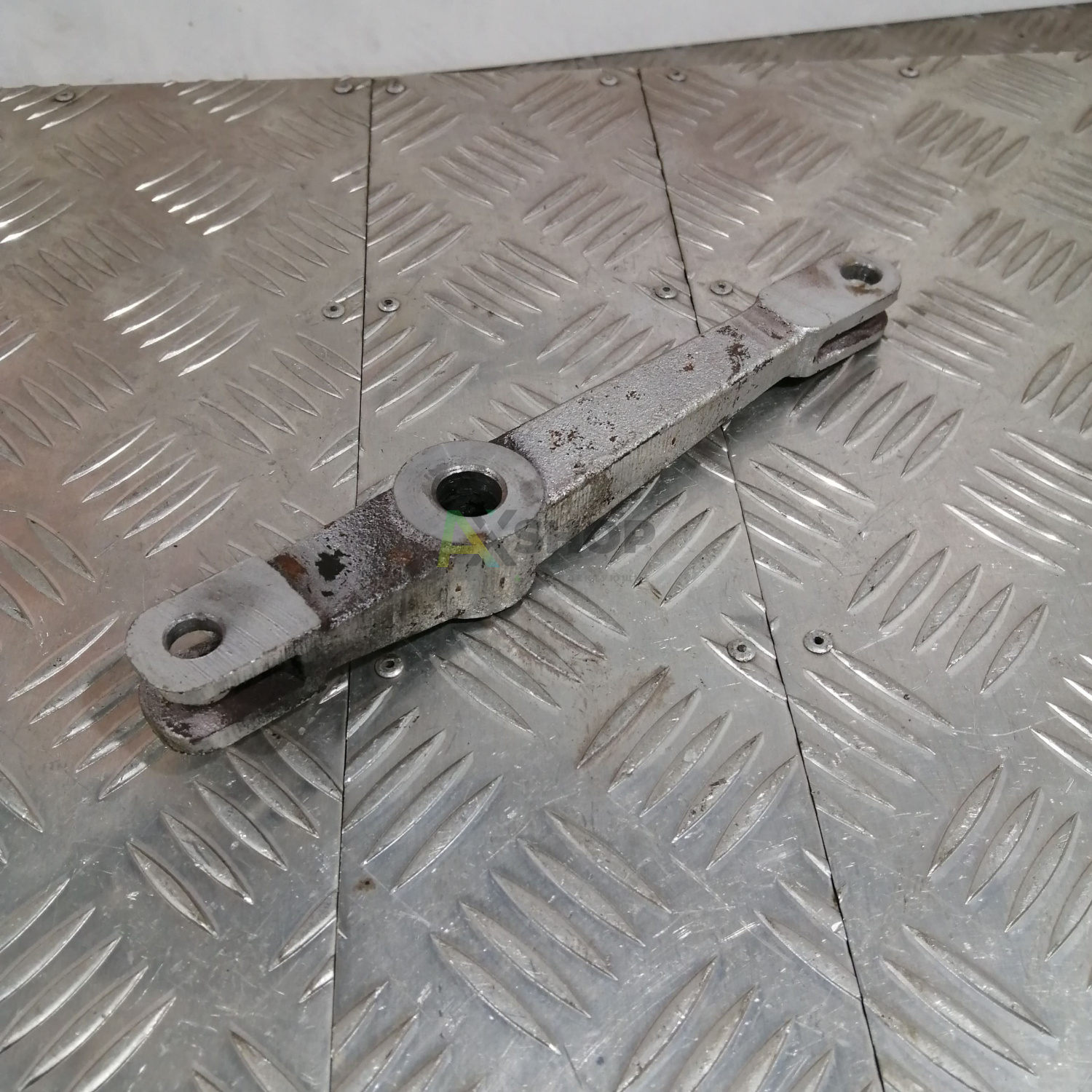 8.02.114 КН Рычаг двуплечий  