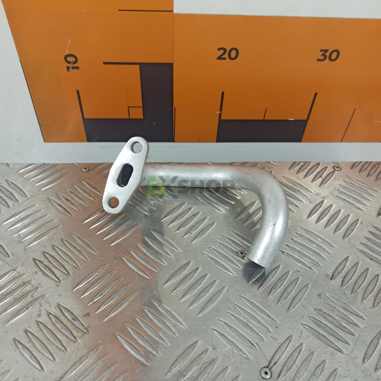 8.10.017 Трубка заборника левого с фланцем