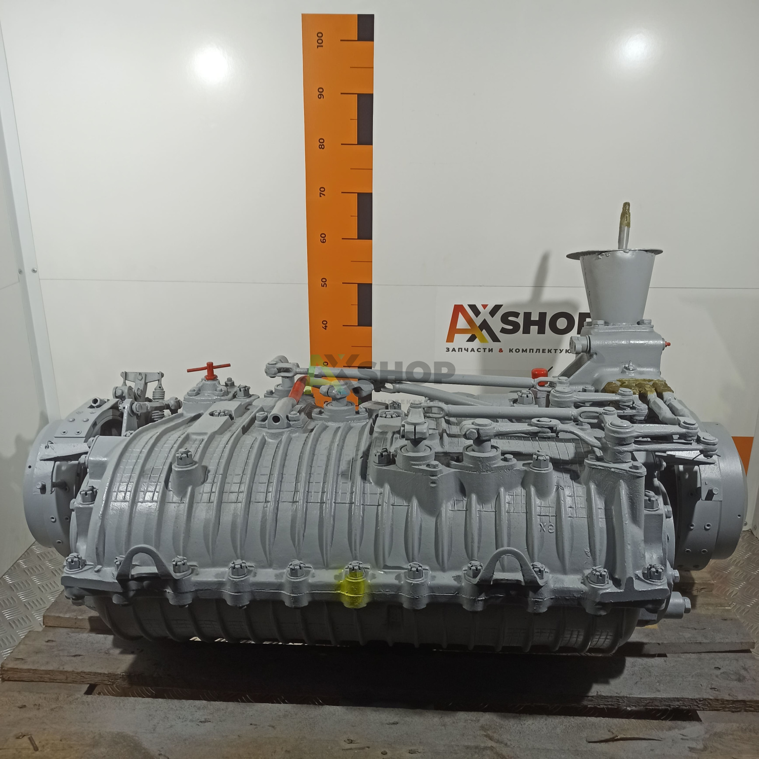 8.10.УПР Главная передача с управлением и тормозами