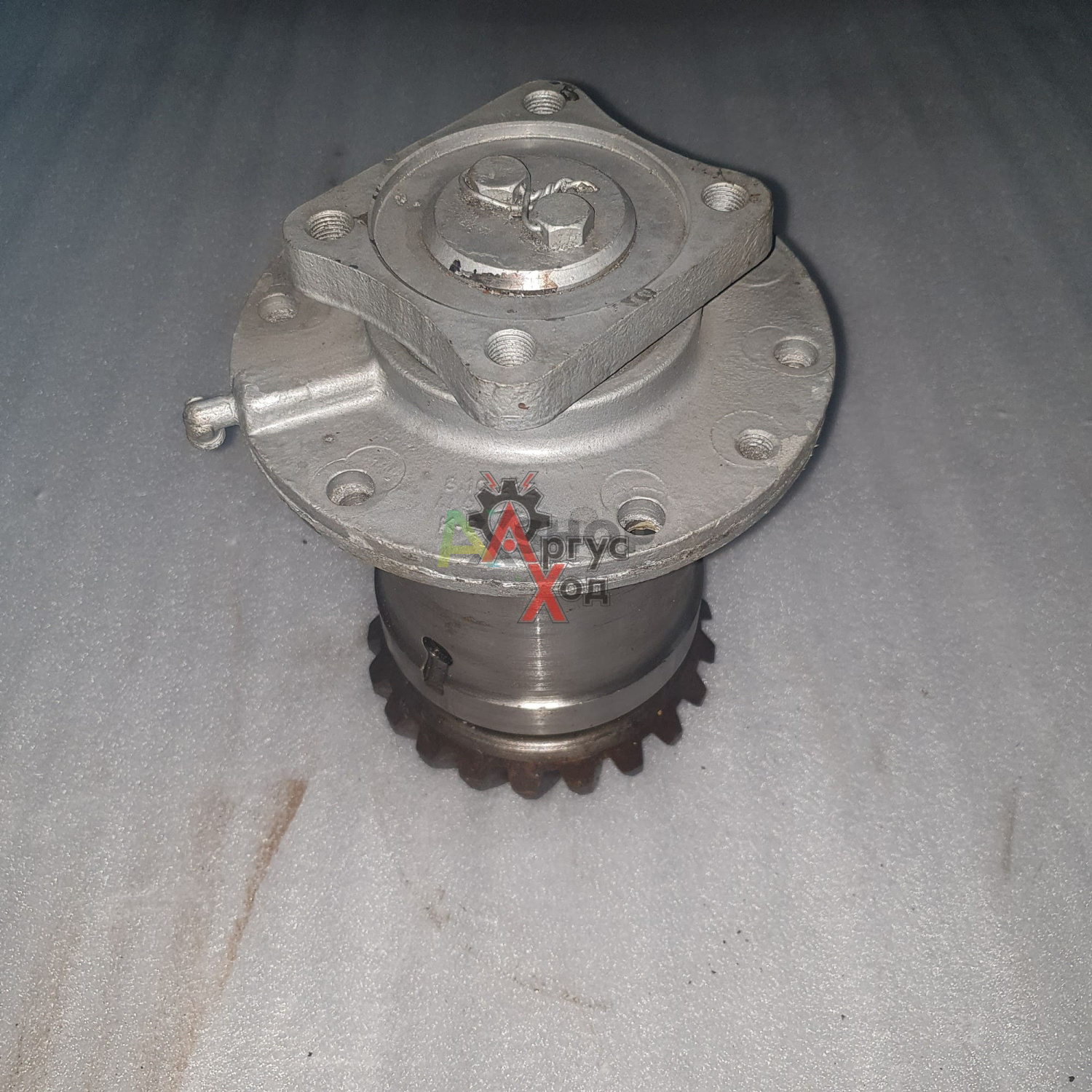 8.10.020 Шестерня коническая со стаканом