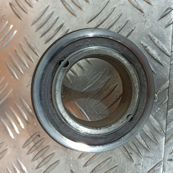 47-3204030 Фрикционное уплотнение ступицы катка