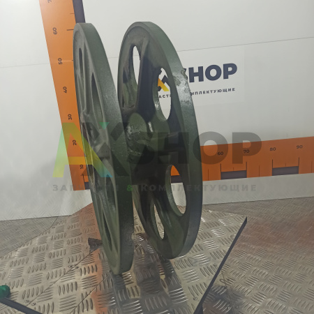 8.31.050-2 Колесо направляющее