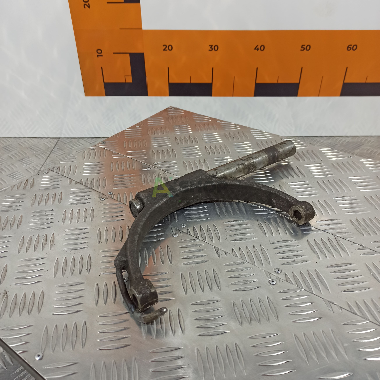 8.10.037 Вилка переключения 3-4 передач