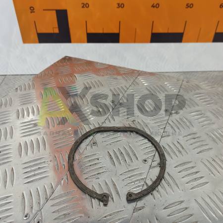 8.10.233 Кольцо стопорное