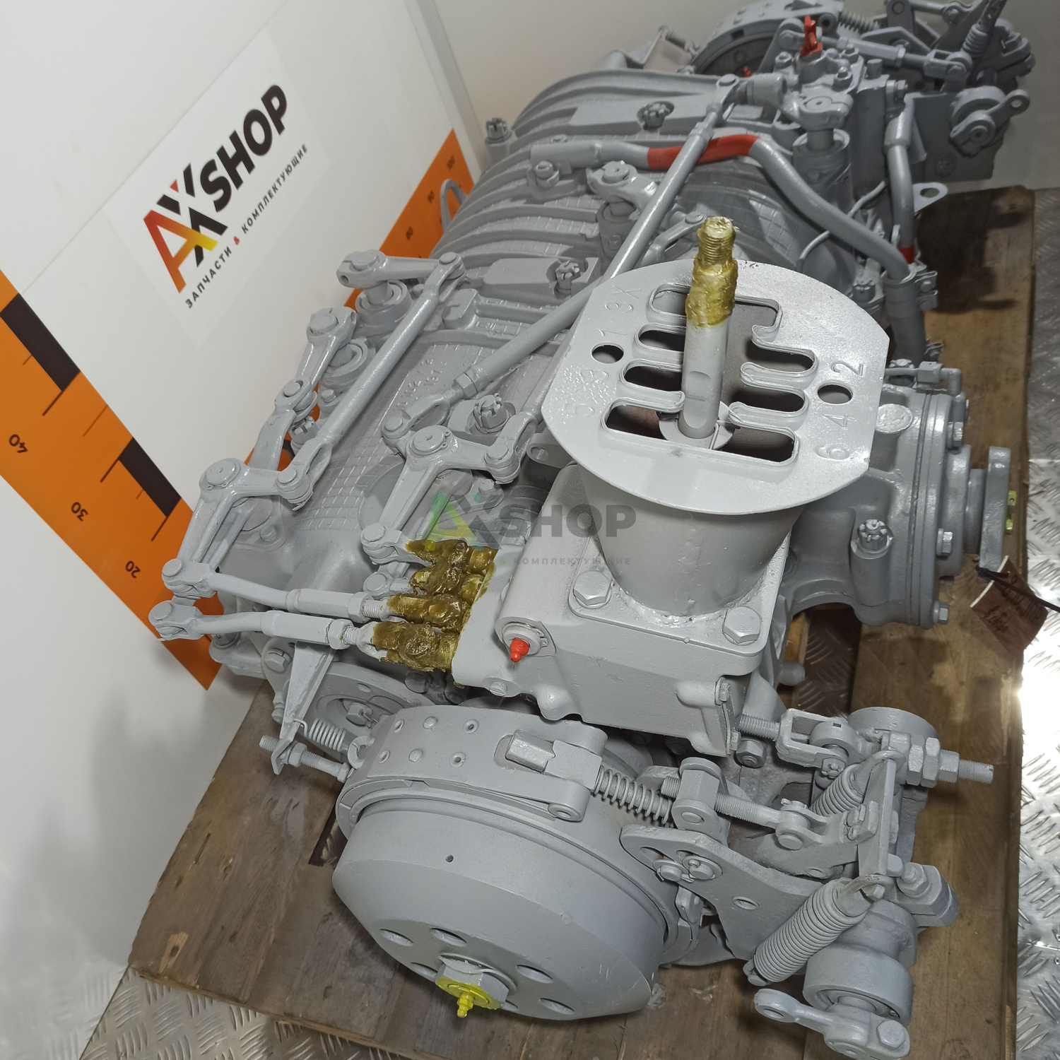 8.10.УПР Главная передача с управлением и тормозами