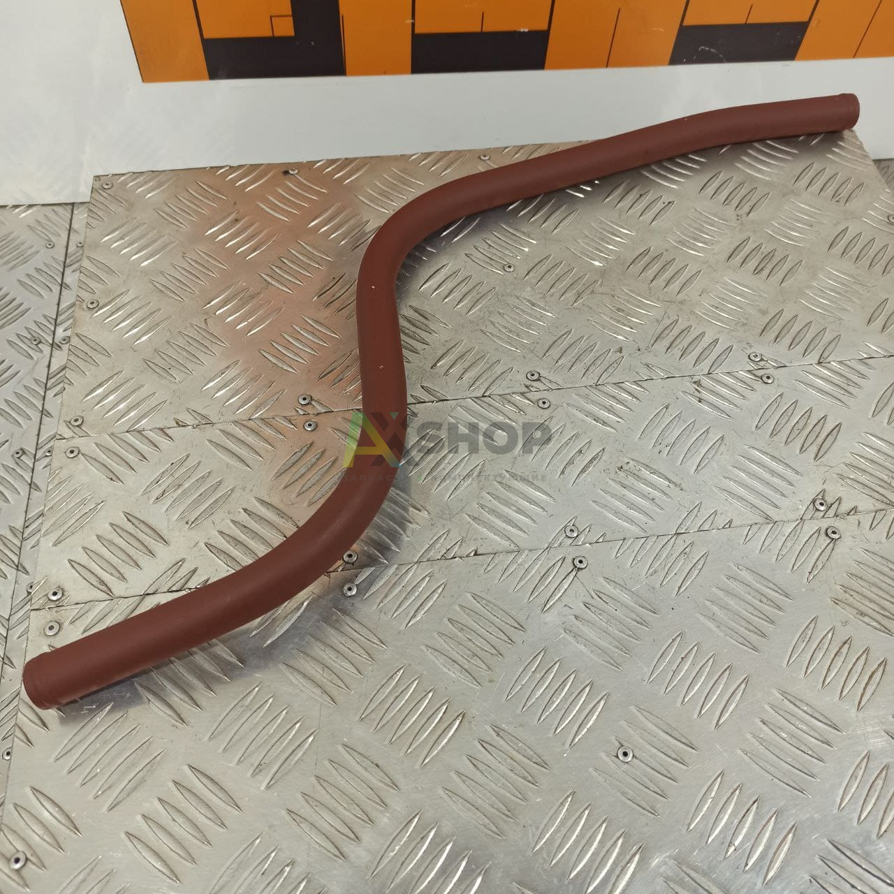 236-1306080-А2 Трубка водяных термостатов перепускная