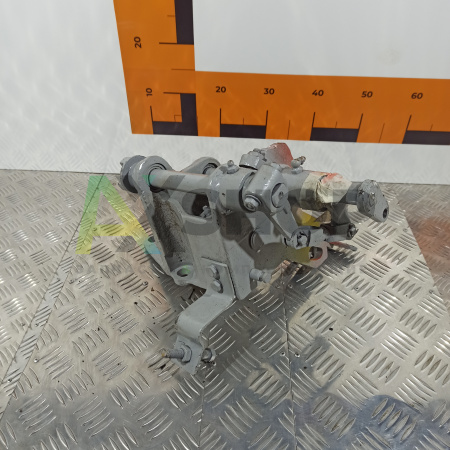 21.22.084-1 Мостик управления правый в сборе