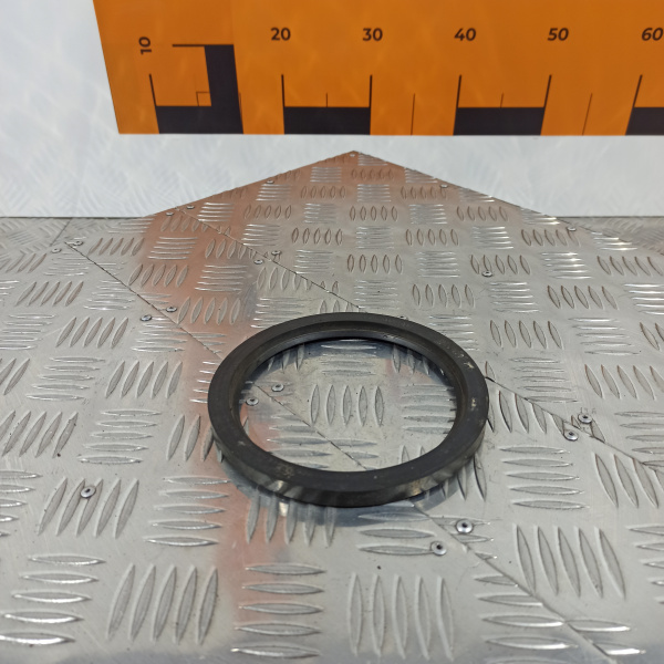 260-3124011 Сальник 1.1-110х135